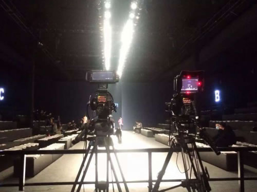 �V������Ƭ����