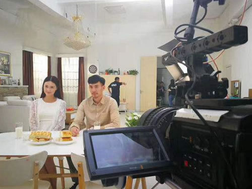 ʯ���f�V��Ƭ�Ĕz